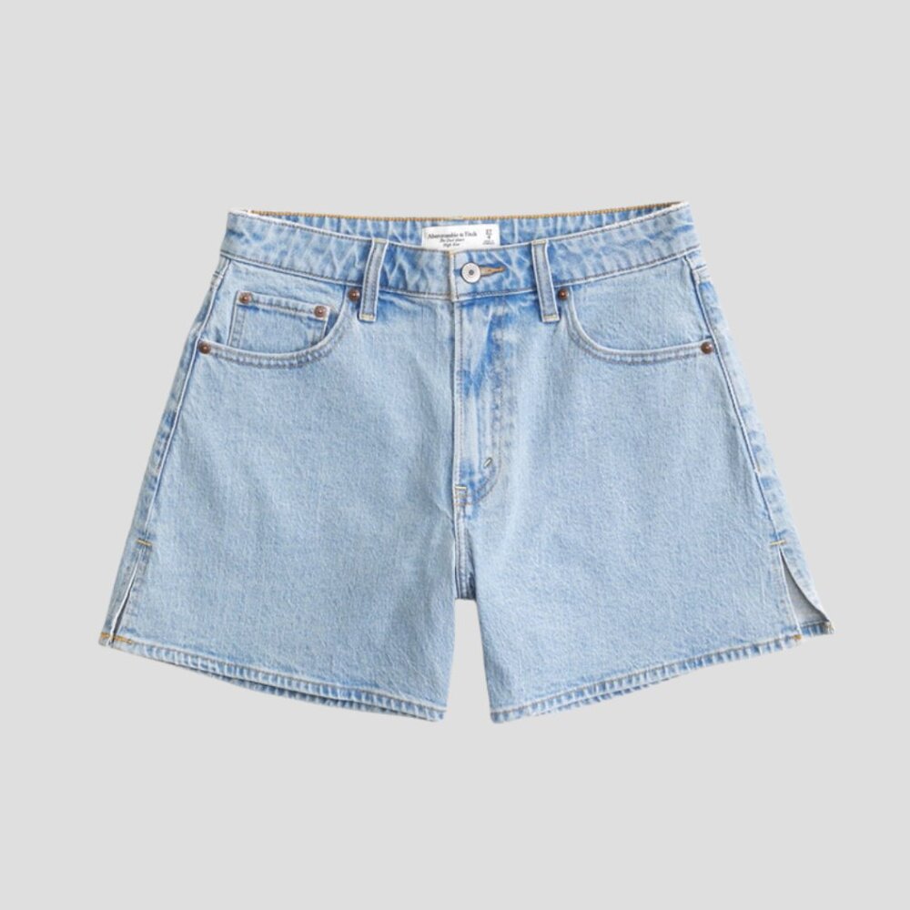 NWT - Abercrombie Curve Love High Rise Dad Short in Light, Size: 30 & 31